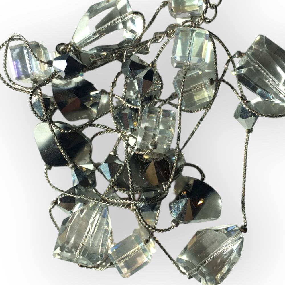 Luminescent Premier Designs opera length station necklace